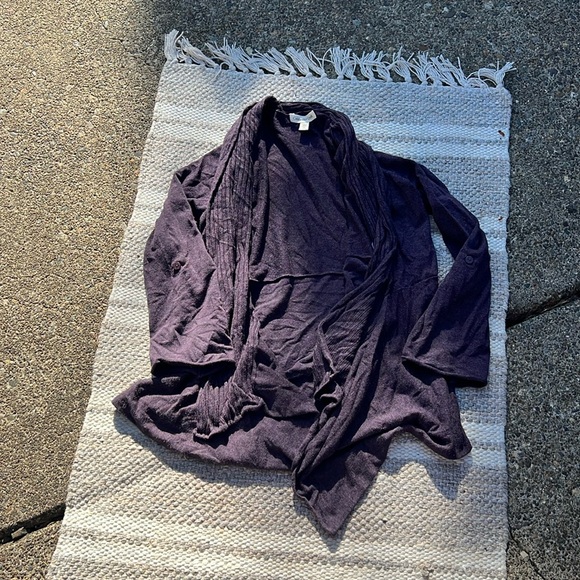 Cold water creek cardigan - Picture 2 of 3